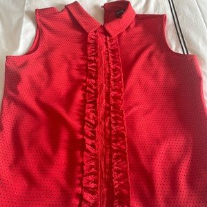 Ladies sleeveless top